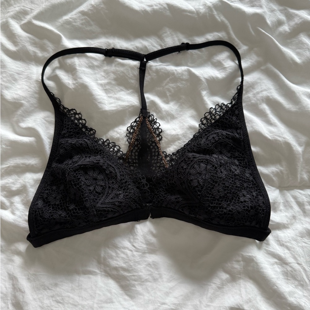 Victoria's Secret Black Lace Bra - Small